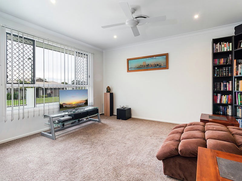18 Balsam Street, Redland Bay QLD 4165