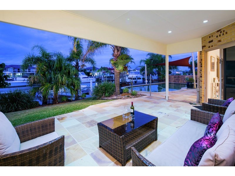 52 Seacrest Court, Raby Bay QLD 4163