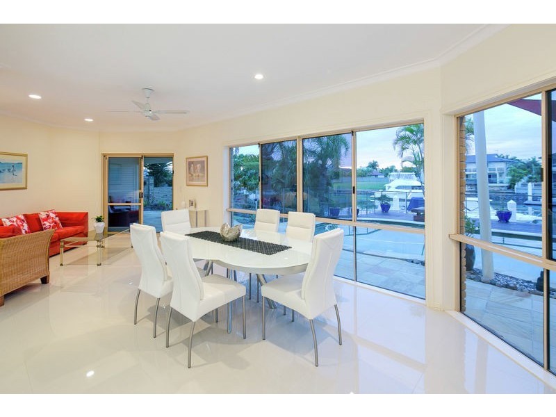 52 Seacrest Court, Raby Bay QLD 4163