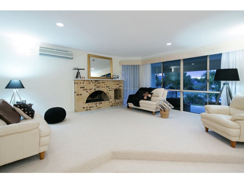 52 Seacrest Court, Raby Bay QLD 4163