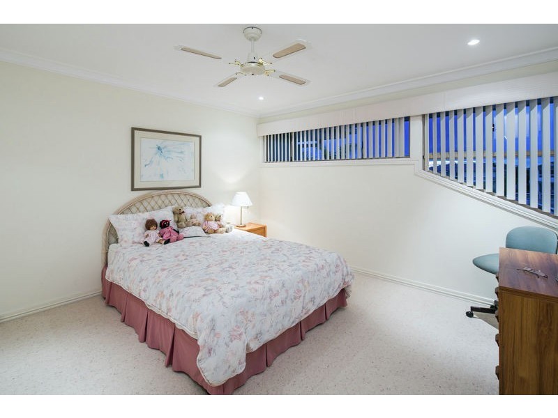52 Seacrest Court, Raby Bay QLD 4163