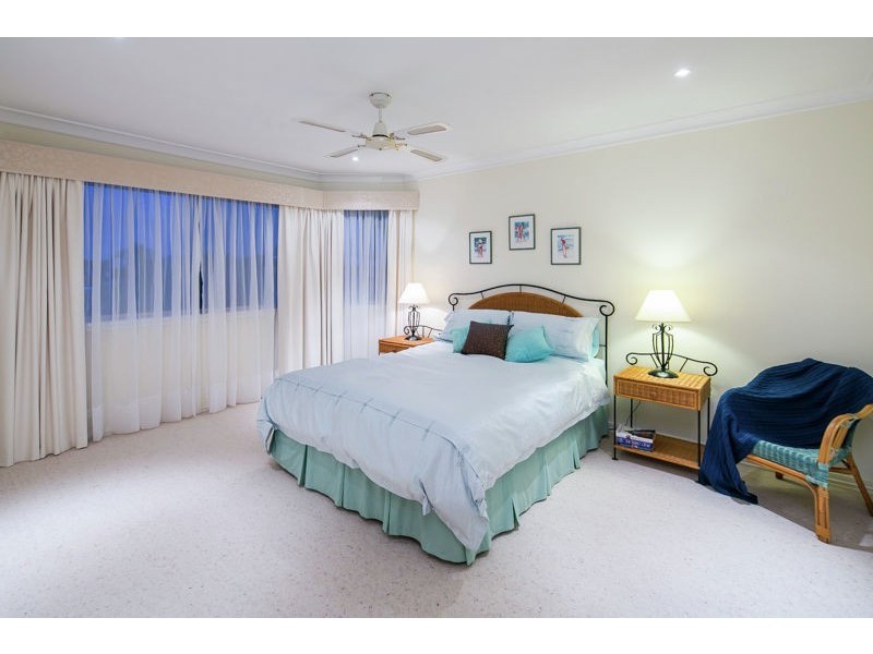 52 Seacrest Court, Raby Bay QLD 4163