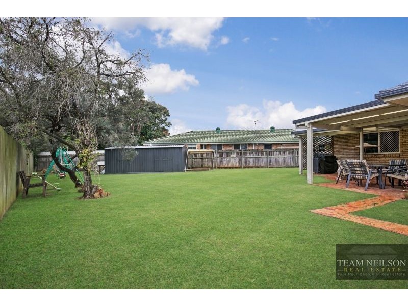 8 Achterberg Place, Victoria Point QLD 4165