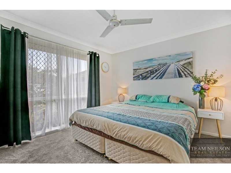 8 Achterberg Place, Victoria Point QLD 4165