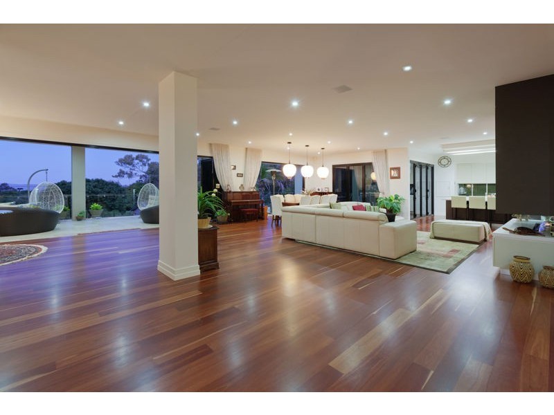 261 Wellington Street, Ormiston QLD 4160