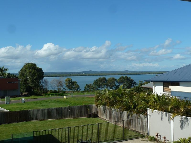6 Baylink Drive, Redland Bay QLD 4165