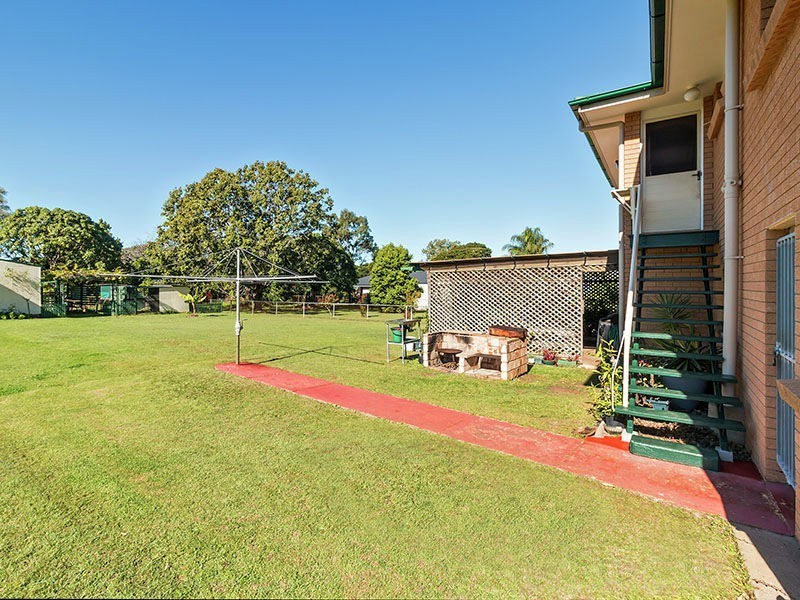 9 MAUD STREET, Birkdale QLD 4159