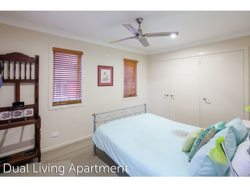 92 KINGSLEY TERRACE, Manly QLD 4179