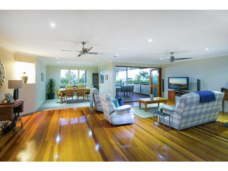92 KINGSLEY TERRACE, Manly QLD 4179