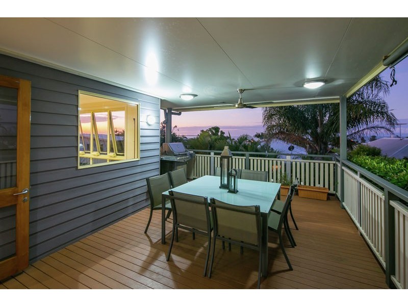 92 KINGSLEY TERRACE, Manly QLD 4179