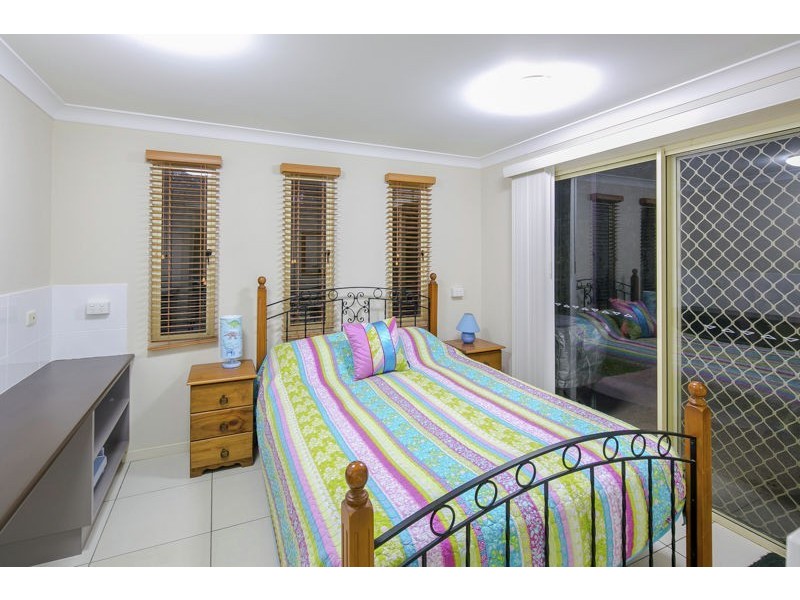 92 KINGSLEY TERRACE, Manly QLD 4179