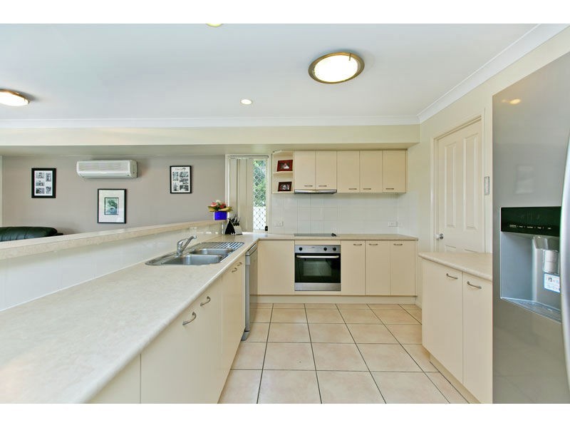 99 Bunker Road, Victoria Point QLD 4165