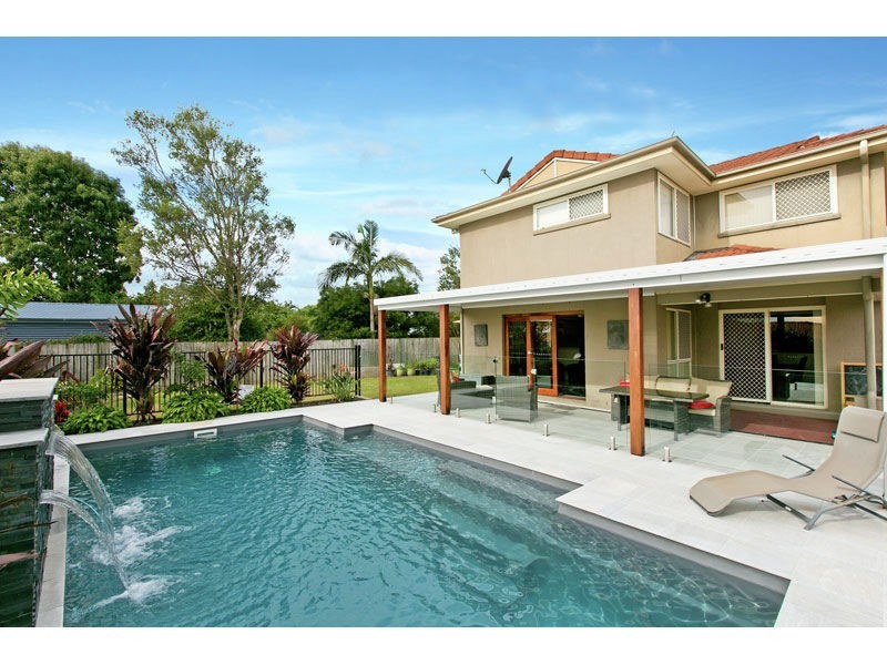 99 Bunker Road, Victoria Point QLD 4165