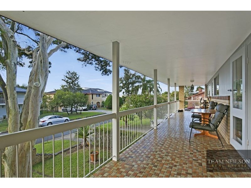 1 Mala Crescent, Birkdale QLD 4159