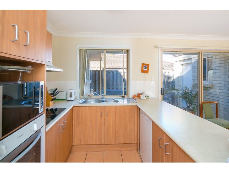 17 Matthews Way, Wakerley QLD 4154
