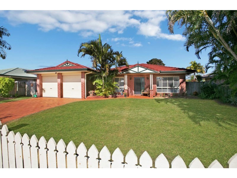 20 Seagull Street, Victoria Point QLD 4165