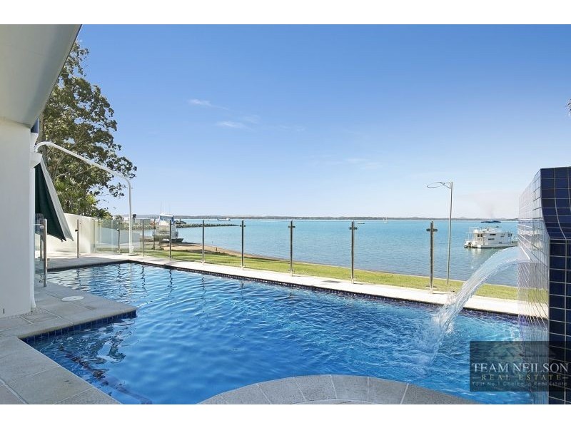 2 Masters Avenue, Victoria Point QLD 4165
