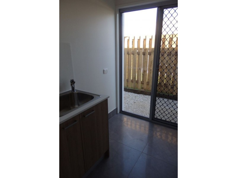 33 Girraween Crescent, Capalaba QLD 4157