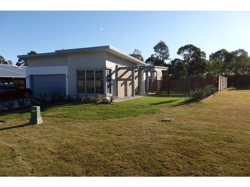 33 Girraween Crescent, Capalaba QLD 4157