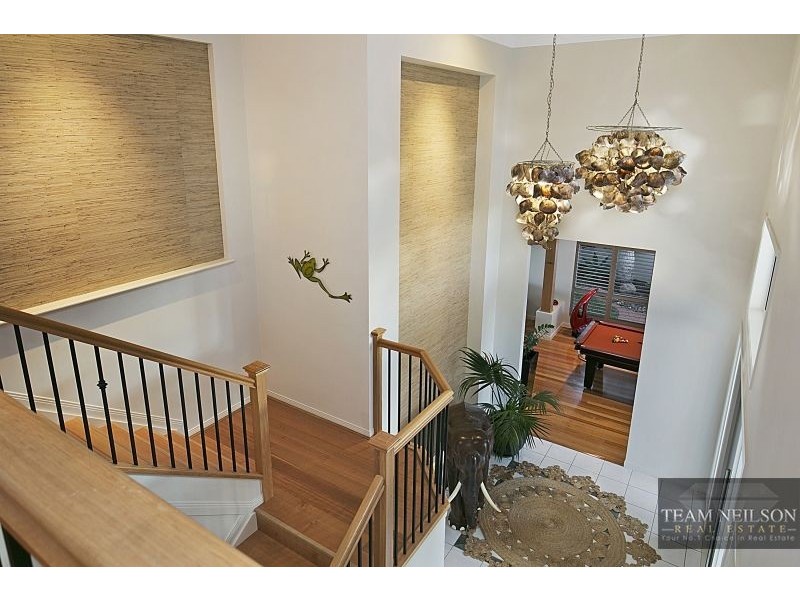 14 Beaufort Court, Raby Bay QLD 4163