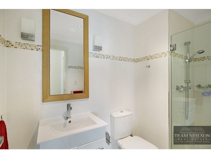 14 Beaufort Court, Raby Bay QLD 4163