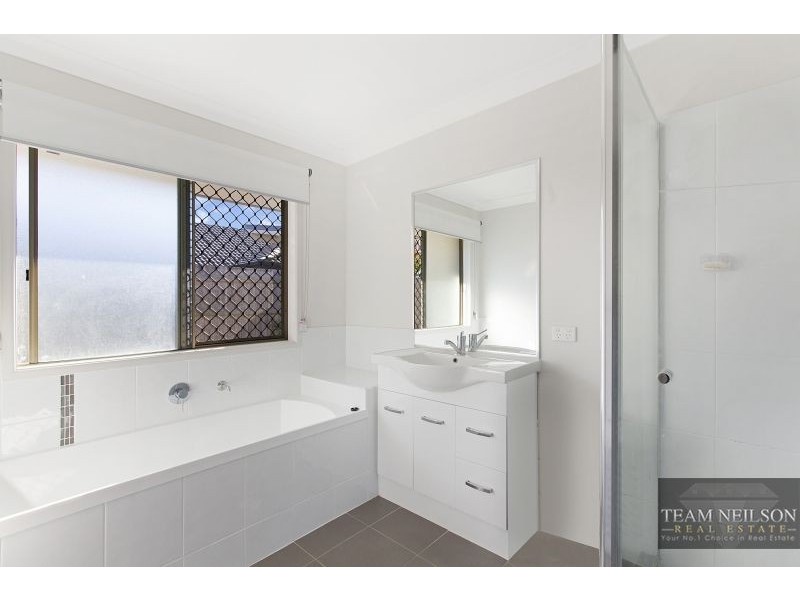 17 Dunnart Street, Victoria Point QLD 4165