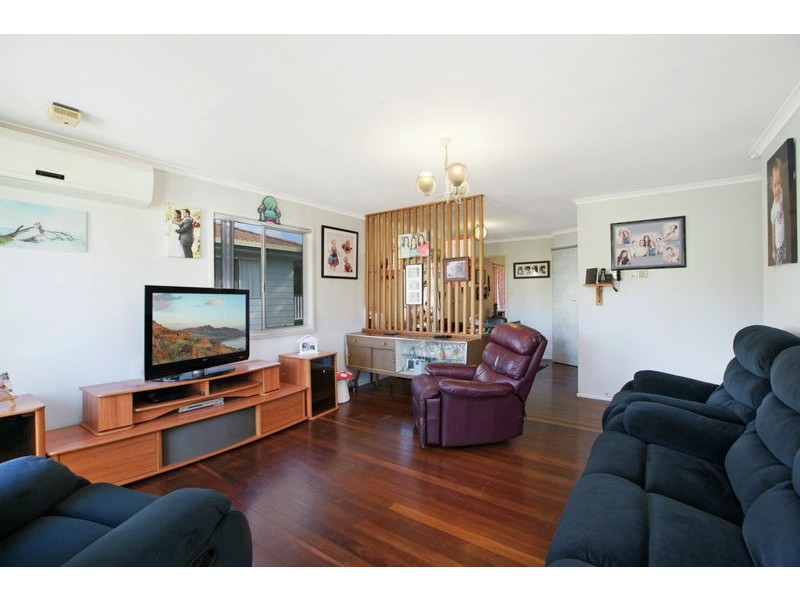 46 Crown Rd, Alexandra Hills QLD 4161