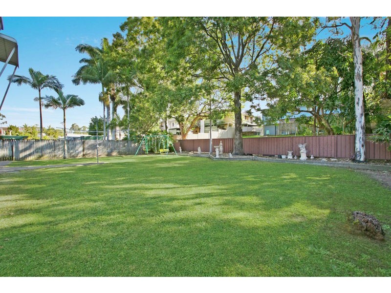 46 Crown Rd, Alexandra Hills QLD 4161