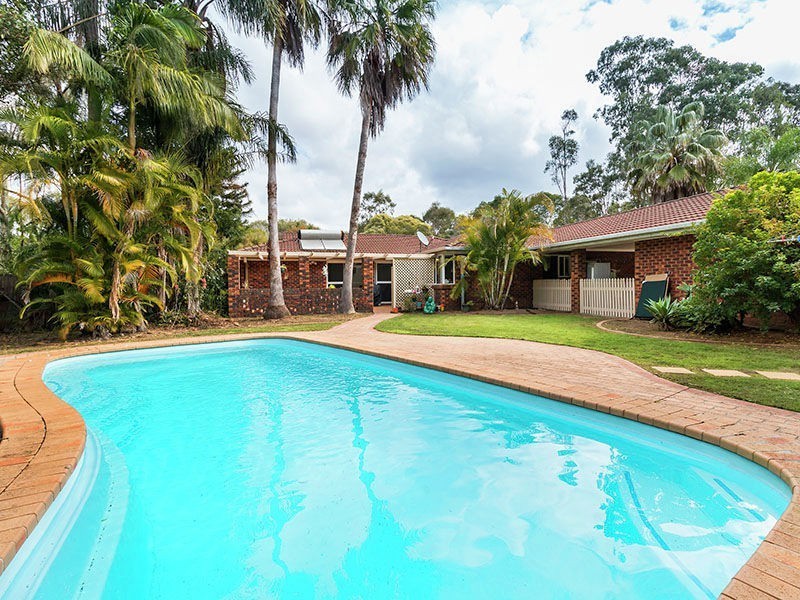 18 PARKWOOD DRIVE, Capalaba QLD 4157