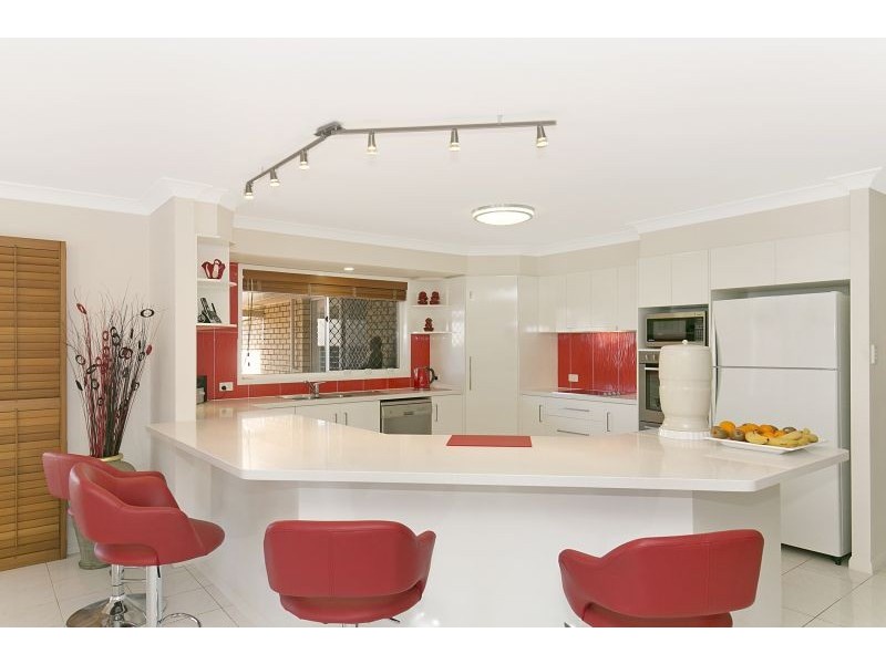 8 Montgomery Drive, Wellington Point QLD 4160