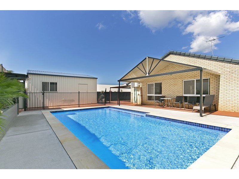 8 Montgomery Drive, Wellington Point QLD 4160