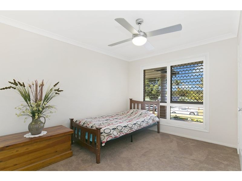 8 Montgomery Drive, Wellington Point QLD 4160