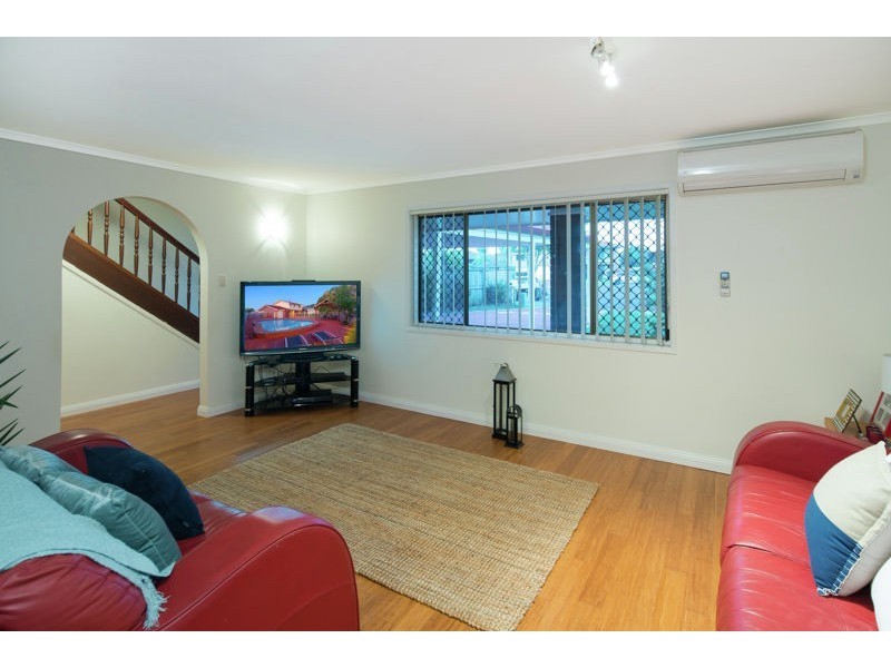 5 BINDO PLACE, Manly West QLD 4179