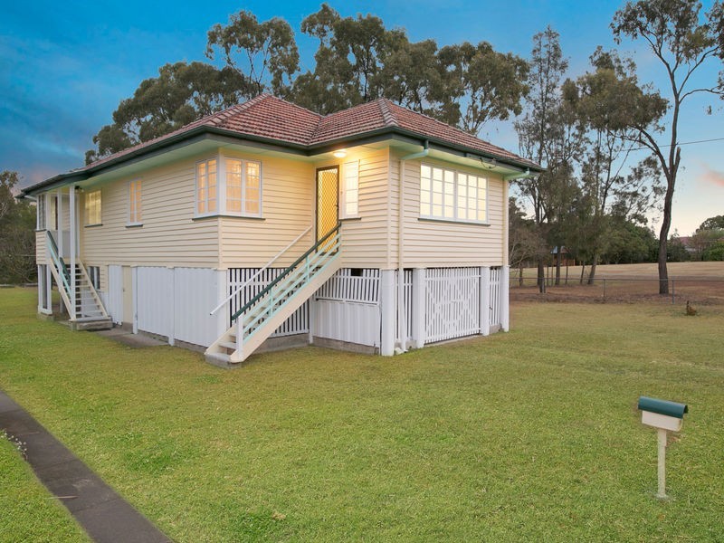 183 Agnew Street, Morningside QLD 4170