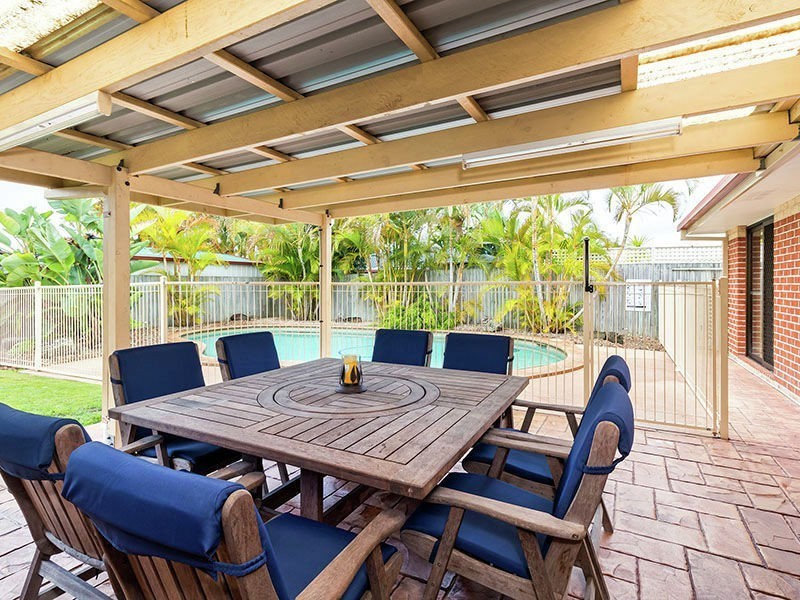 8 SUNBURST CT, Capalaba QLD 4157
