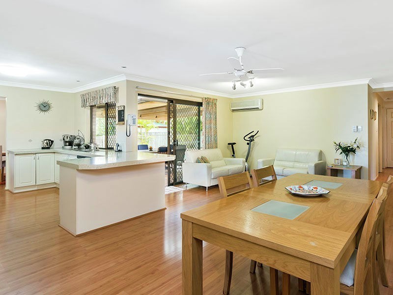 8 SUNBURST CT, Capalaba QLD 4157