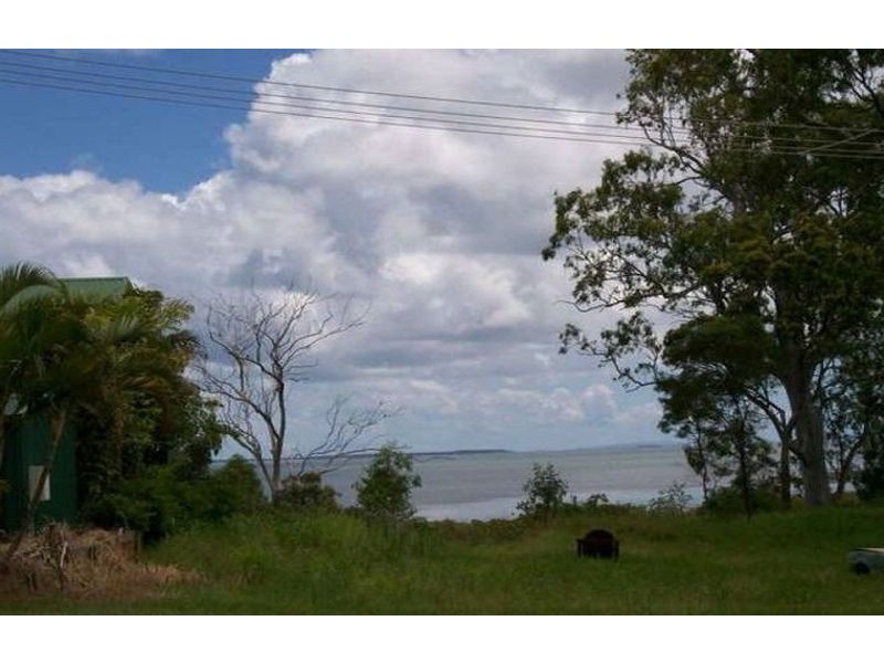 26 Wyena Av, Lamb Island QLD 4184