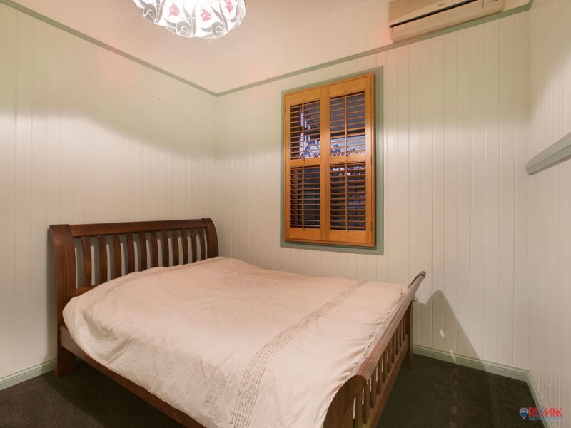 34 Sunflower Street, Wynnum QLD 4178