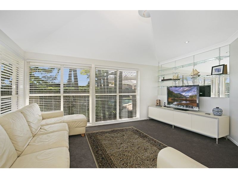 21 Galley Way – Aquatic Paradise, Birkdale QLD 4159