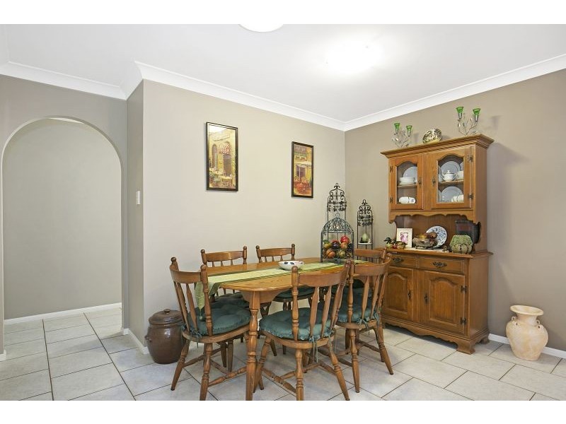 4 Sunningdale Drive, Redland Bay QLD 4165