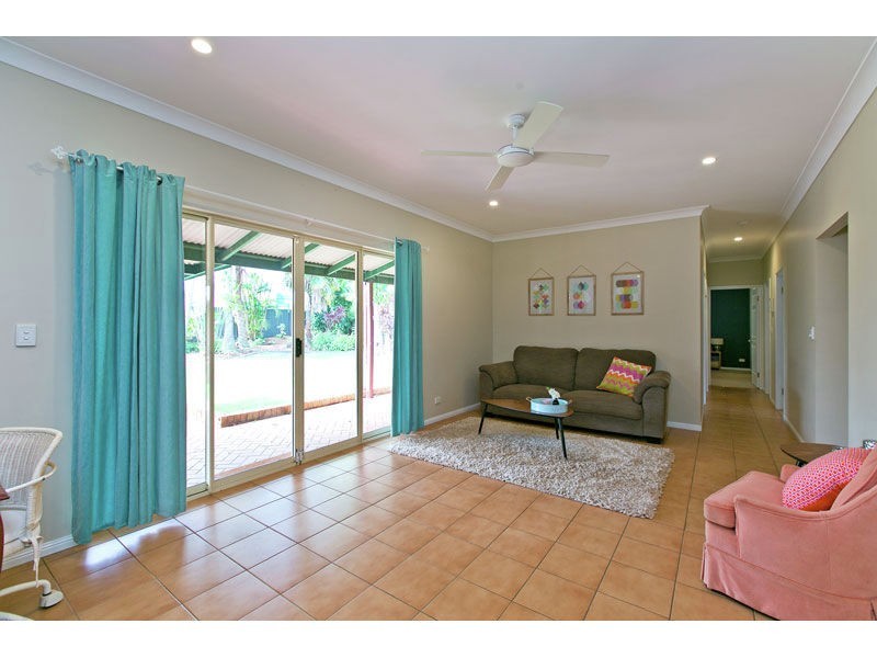 5 Peggy Place, Victoria Point QLD 4165
