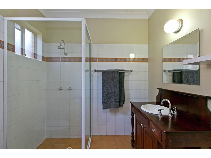 5 Peggy Place, Victoria Point QLD 4165