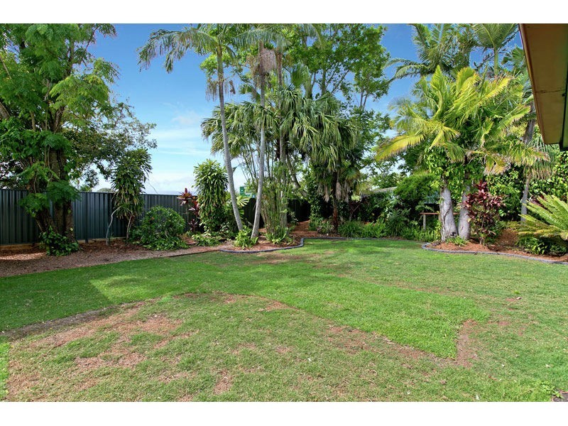 5 Peggy Place, Victoria Point QLD 4165