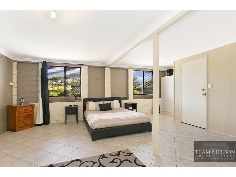 4 Cranford Street, Birkdale QLD 4159