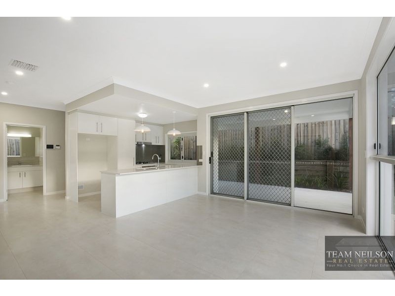 16-18 Bainbridge Street, Ormiston QLD 4160