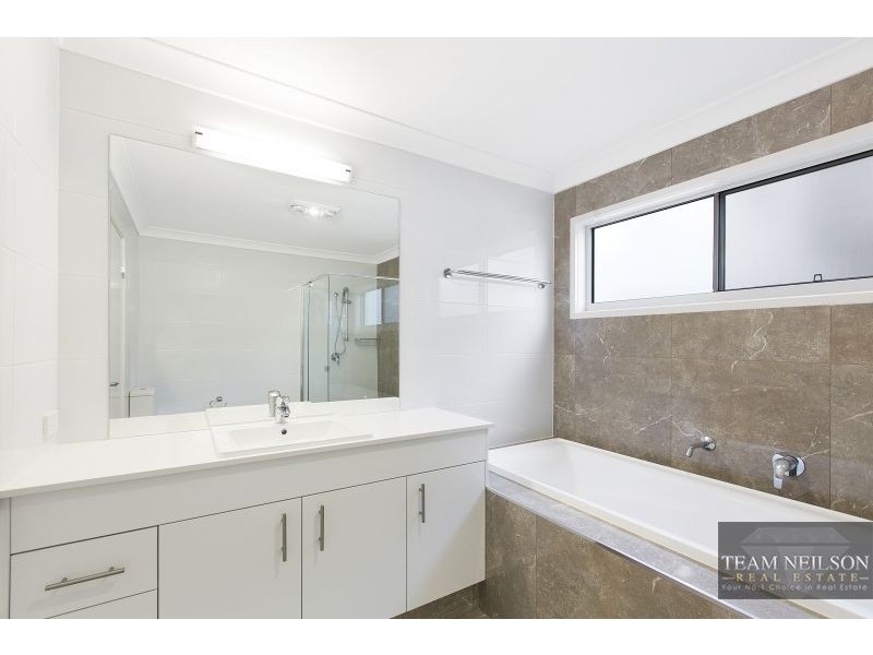 16-18 Bainbridge Street, Ormiston QLD 4160