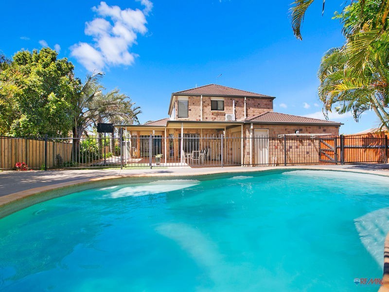 4 Balsa Court, Victoria Point QLD 4165