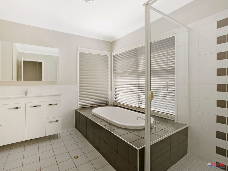 4 Balsa Court, Victoria Point QLD 4165