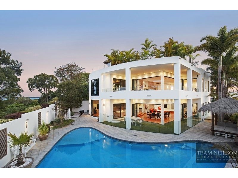 28 The Boulevard, Redland Bay QLD 4165