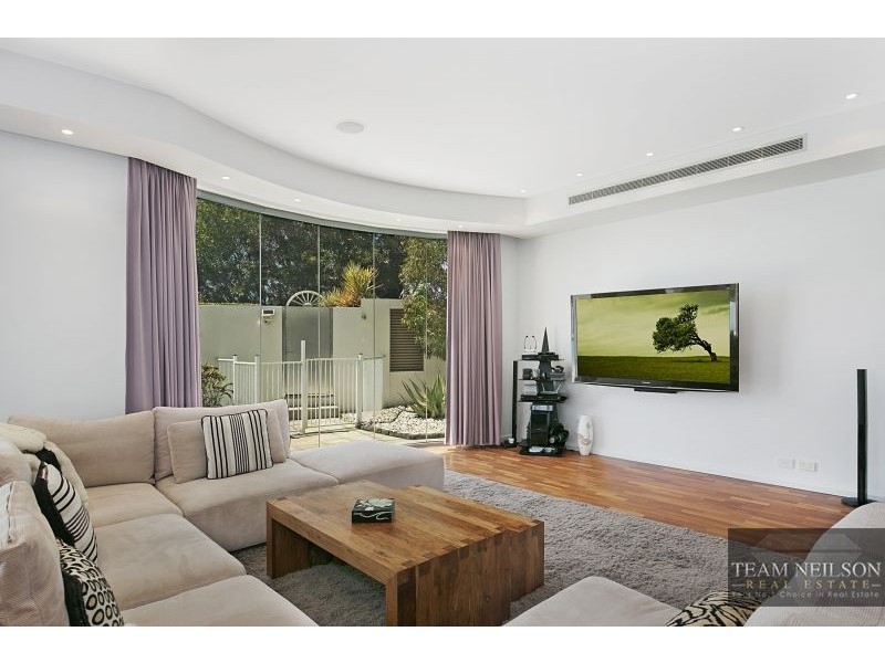 28 The Boulevard, Redland Bay QLD 4165